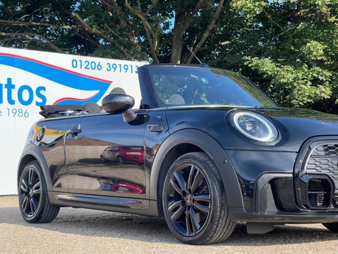2025 Mini Convertible