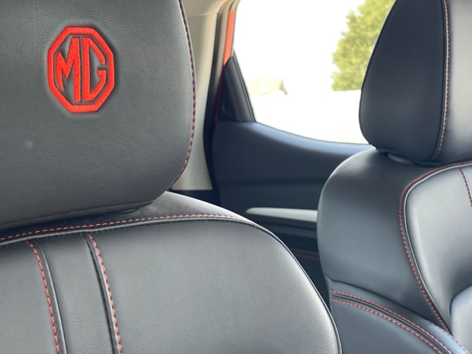 2025 Mg Mg Zs