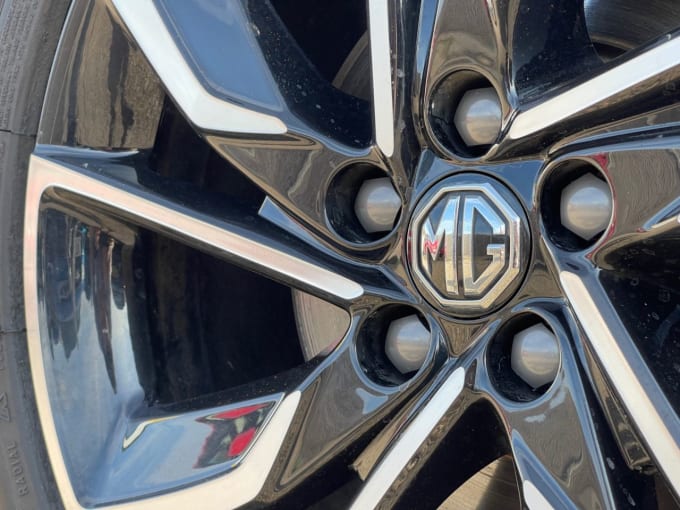 2025 Mg Mg Zs