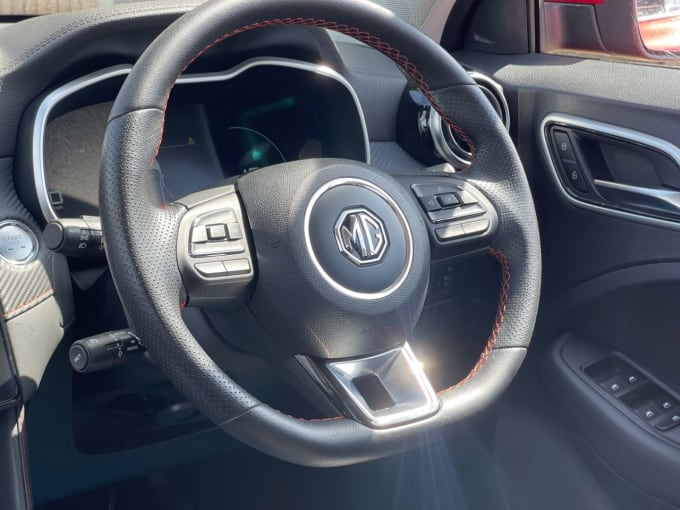 2025 Mg Mg Zs
