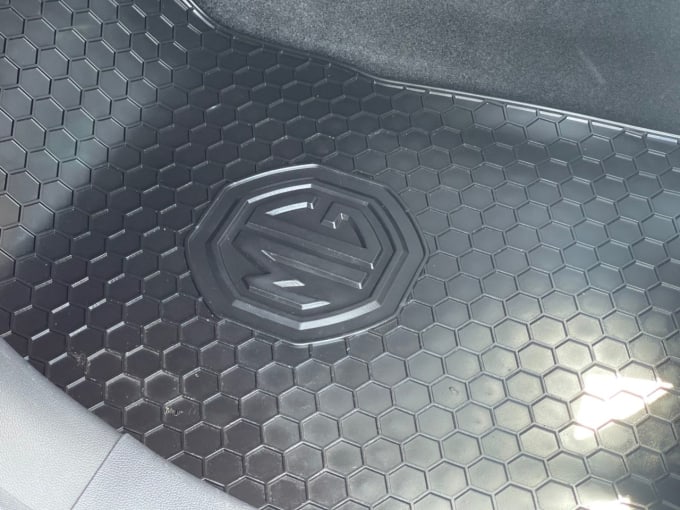 2025 Mg Mg Zs