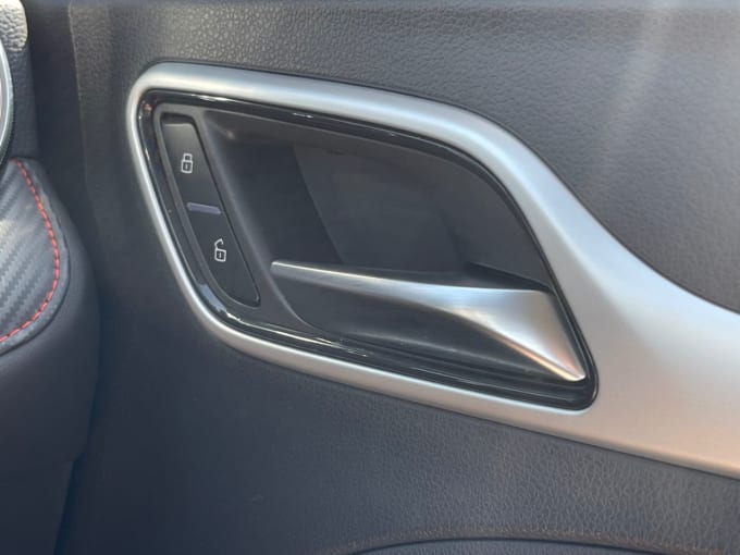2025 Mg Mg Zs