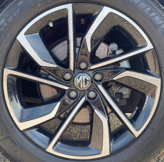 2025 Mg Mg Zs