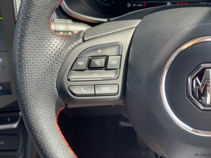 2025 Mg Mg Zs