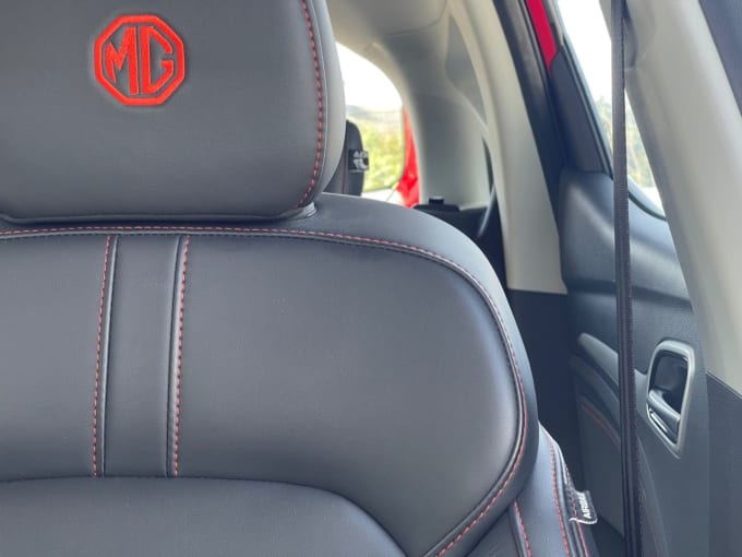 2025 Mg Mg Zs