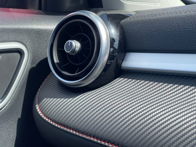 2025 Mg Mg Zs