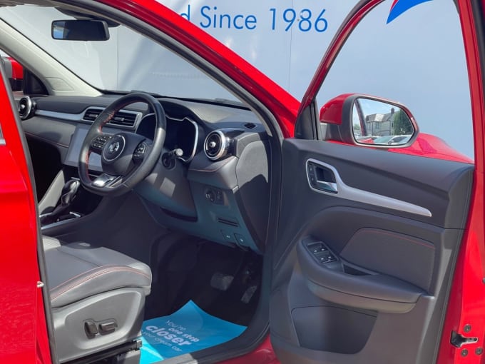 2025 Mg Mg Zs