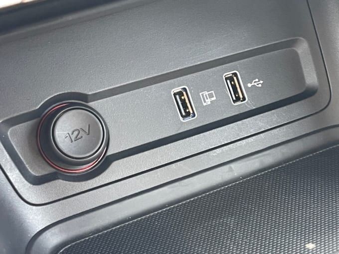 2025 Mg Mg Zs
