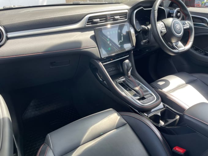 2025 Mg Mg Zs