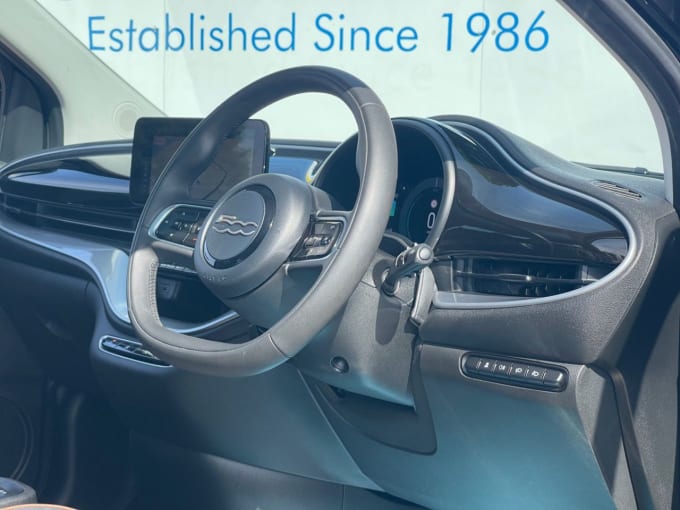 2025 Fiat 500e