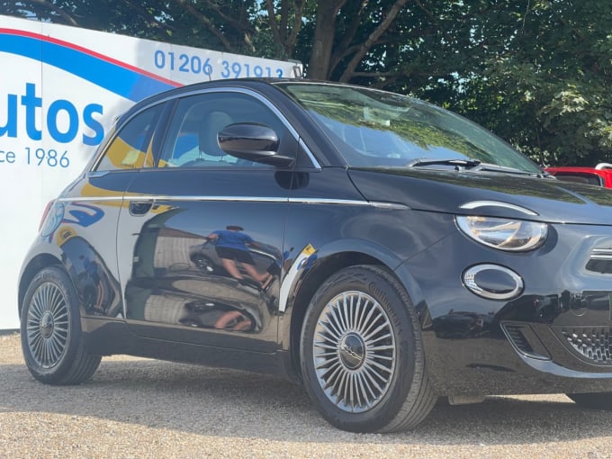 2025 Fiat 500e