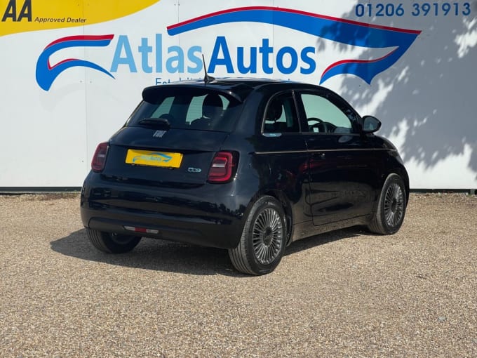 2025 Fiat 500e