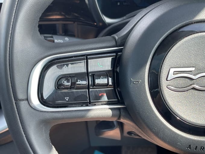 2025 Fiat 500e