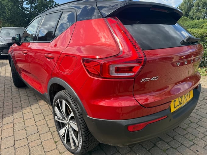 2025 Volvo Xc40