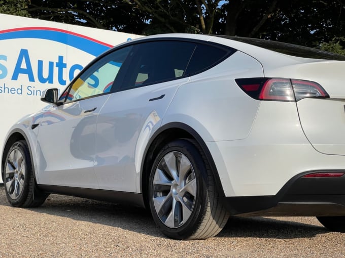 2025 Tesla Model Y