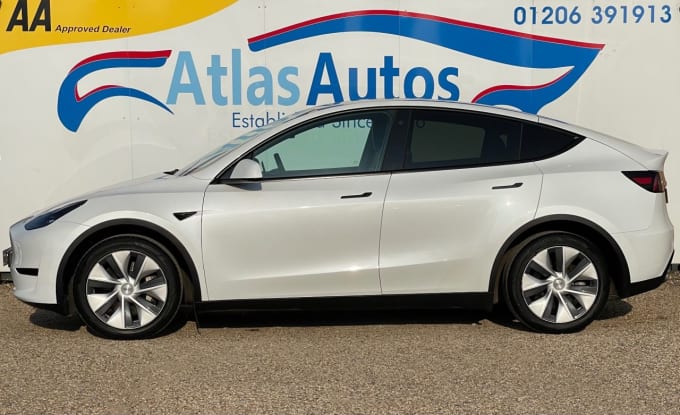 2025 Tesla Model Y