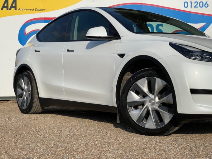 2025 Tesla Model Y