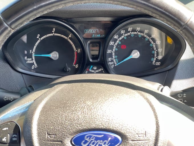 2025 Ford Transit Courier