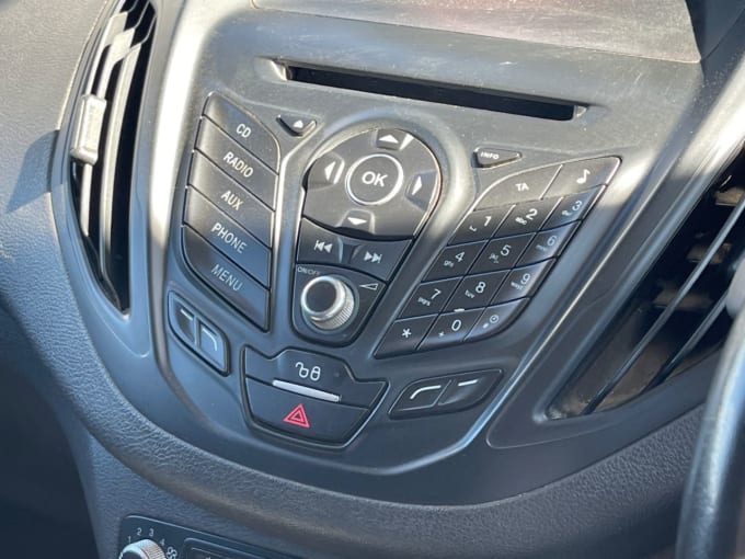 2025 Ford Transit Courier