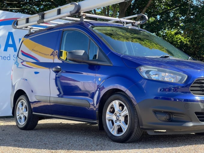 2025 Ford Transit Courier