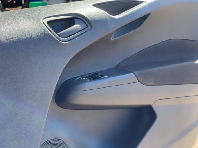 2025 Ford Transit Courier
