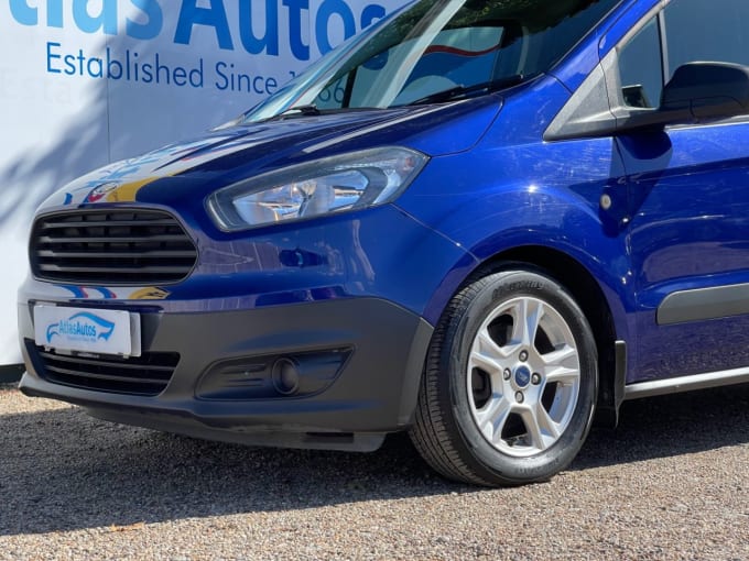 2025 Ford Transit Courier