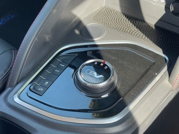 2025 Maxus T90ev