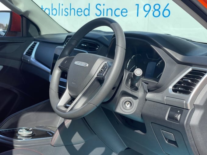 2025 Maxus T90ev