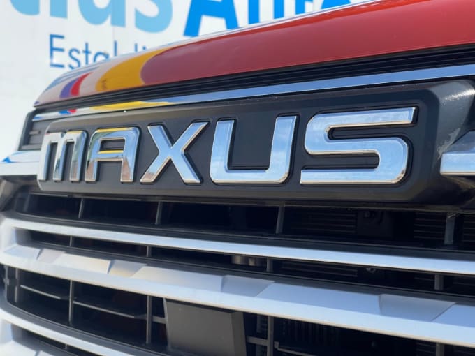 2025 Maxus T90ev