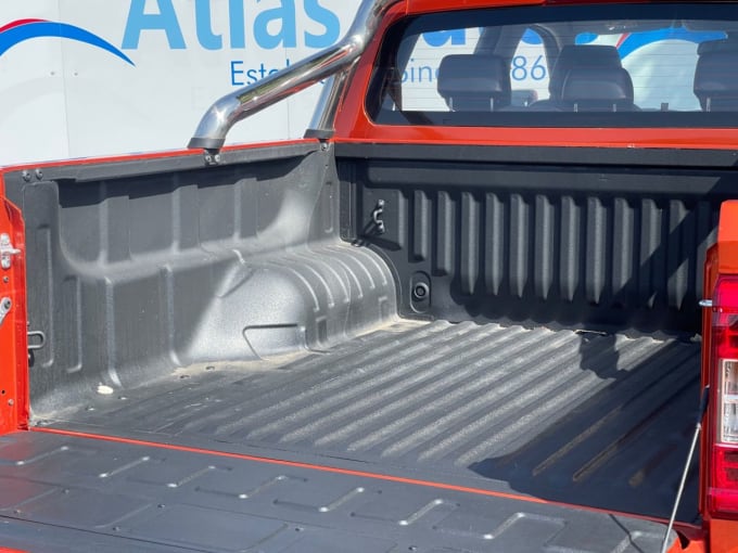 2025 Maxus T90ev