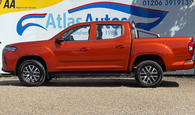 2025 Maxus T90ev