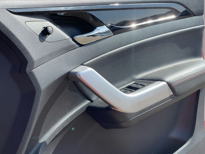 2025 Maxus T90ev