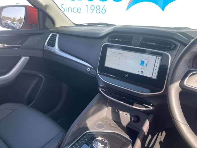 2025 Maxus T90ev