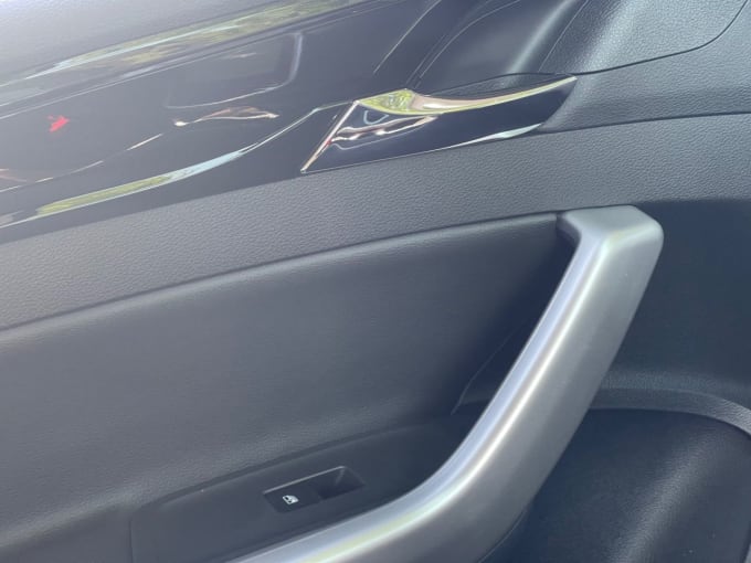 2025 Maxus T90ev