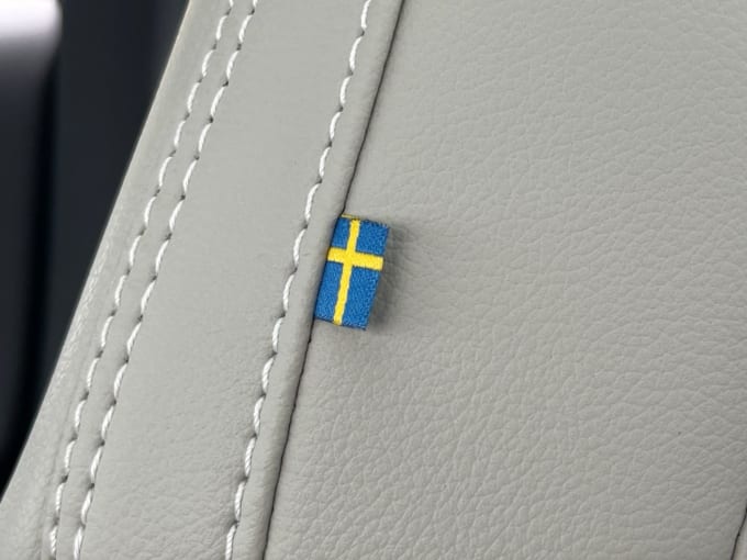 2025 Volvo Xc40