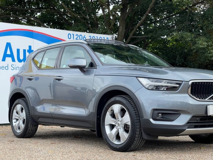 2025 Volvo Xc40