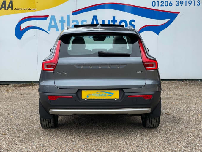 2025 Volvo Xc40