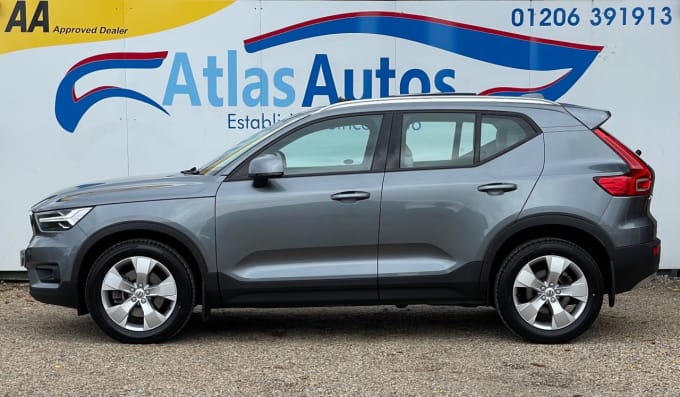 2025 Volvo Xc40