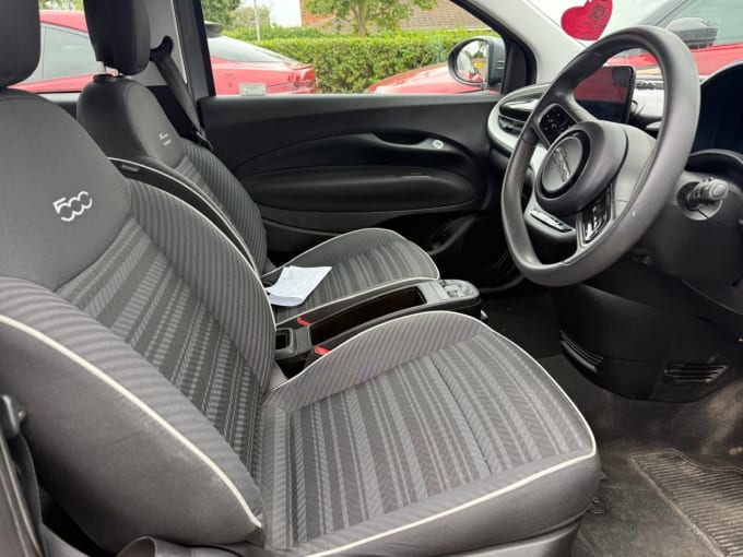 2025 Fiat 500e