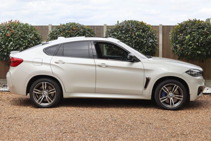 2024 BMW X6 M