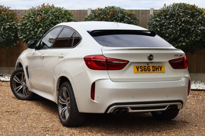 2024 BMW X6 M