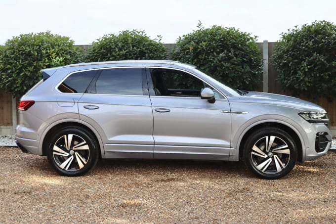 2024 Volkswagen Touareg