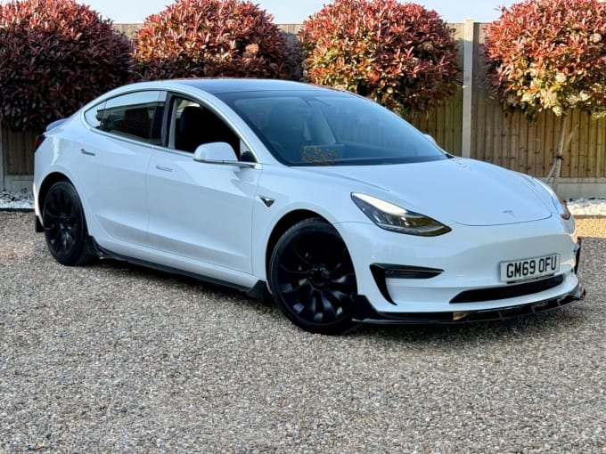 2025 Tesla Model 3