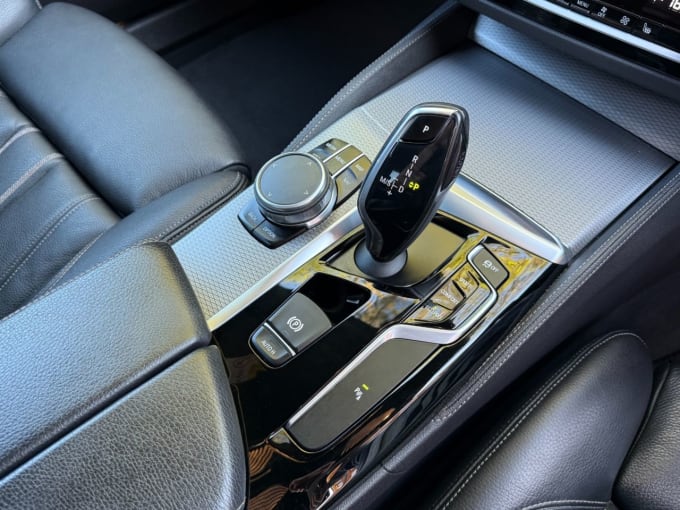 2025 BMW 5 Series