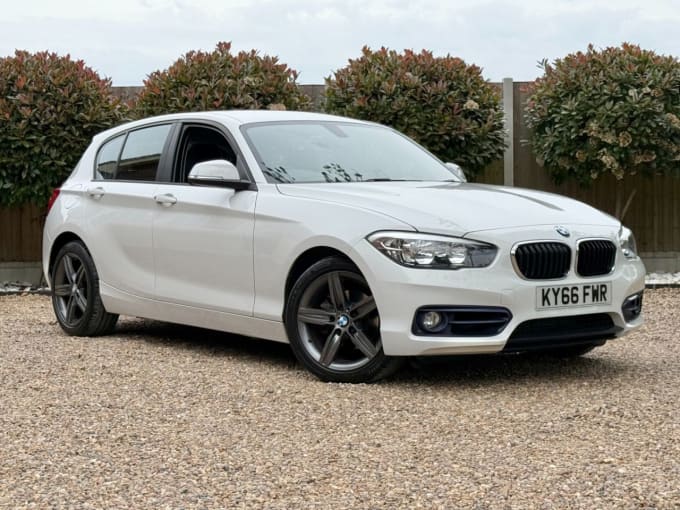 2025 BMW 1 Series