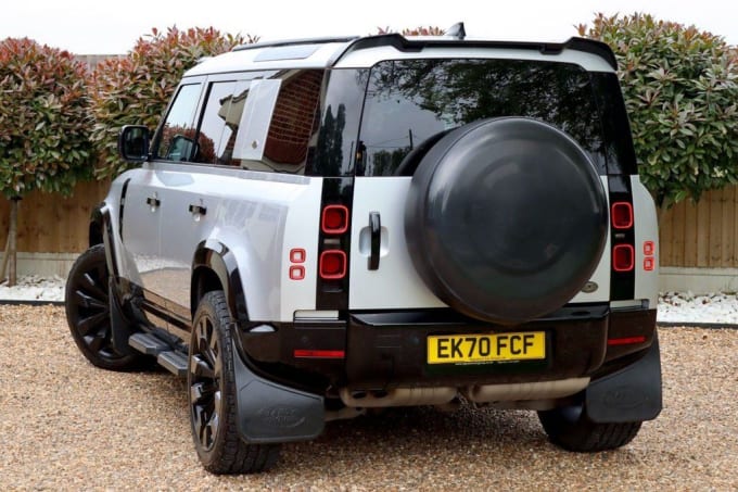 2025 Land Rover Defender