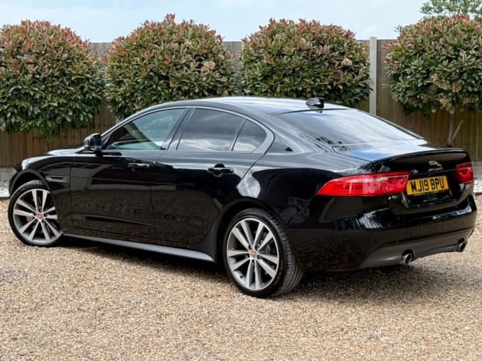 2025 Jaguar Xe