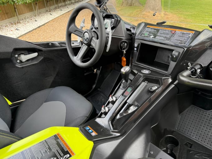 2025 Yamaha Yxz