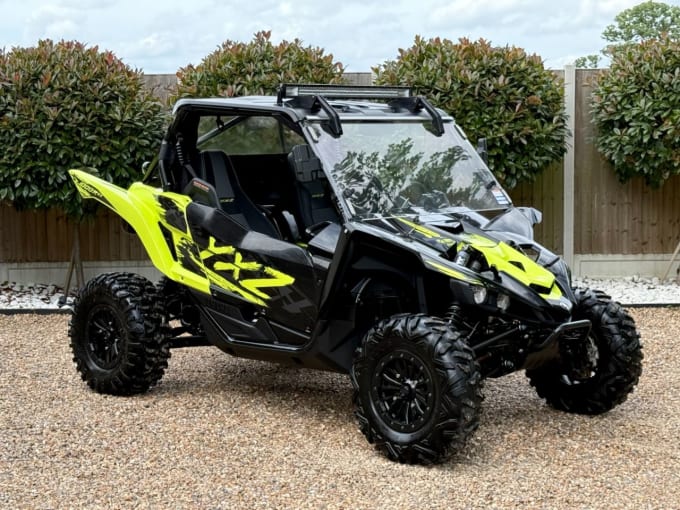 2025 Yamaha Yxz