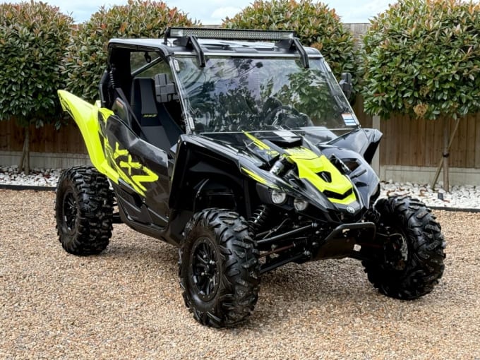 2025 Yamaha Yxz